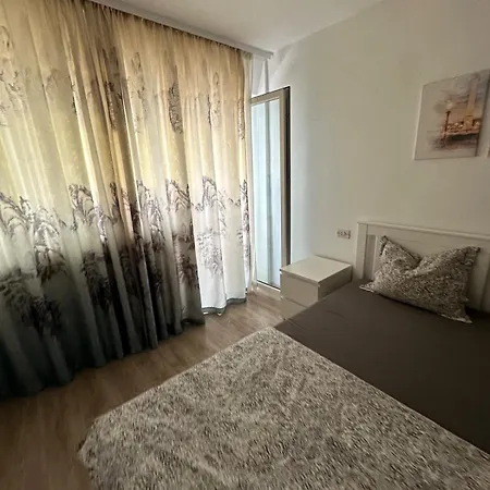 Apartment Karolina *
